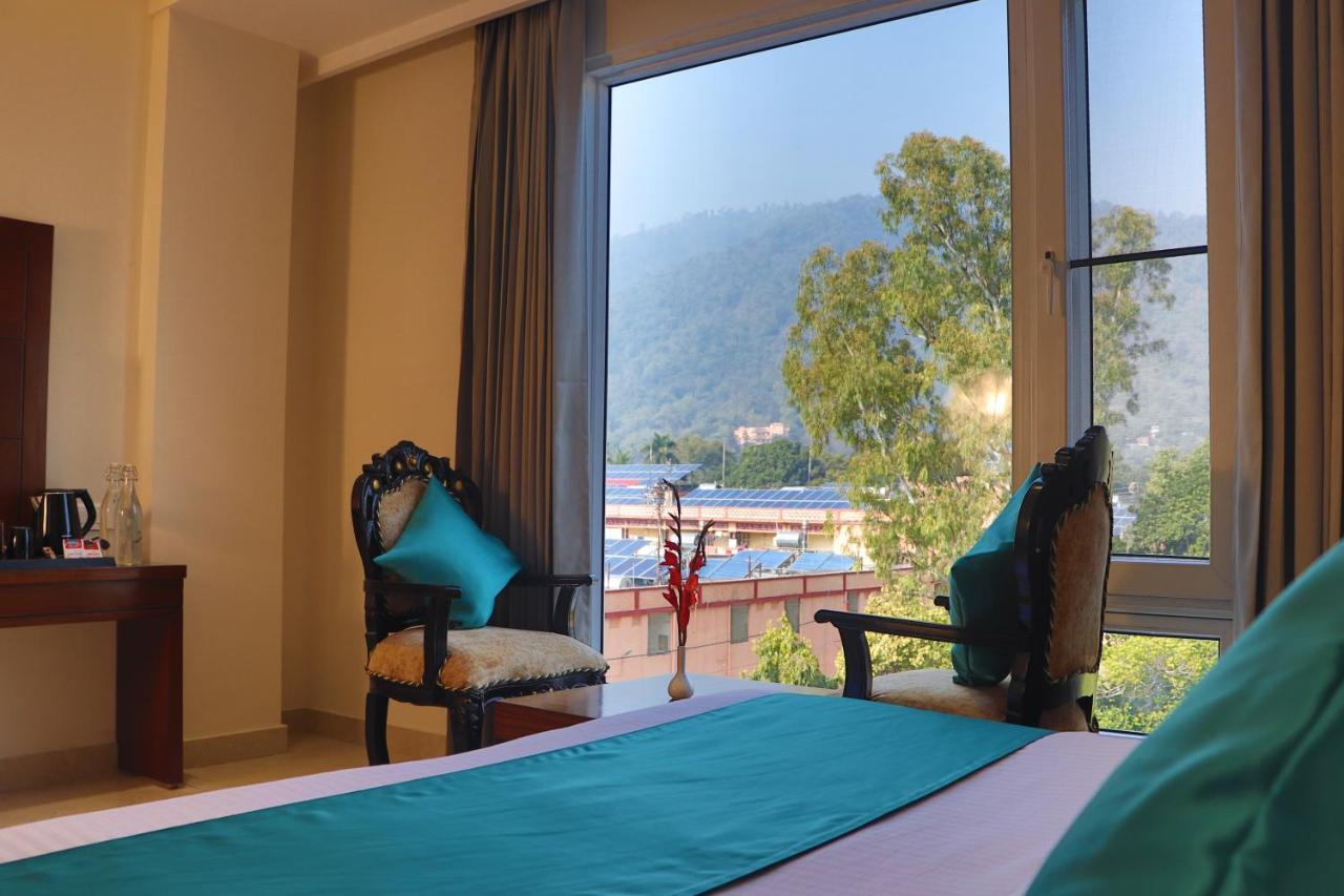 Green Hotel - Behind Parmarth Niketan Rishikesh Bagian luar foto