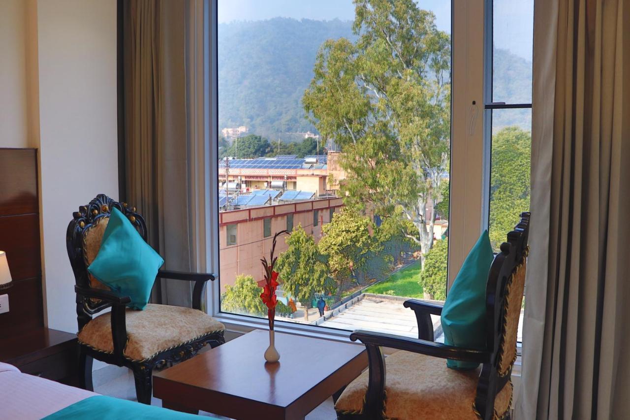 Green Hotel - Behind Parmarth Niketan Rishikesh Bagian luar foto